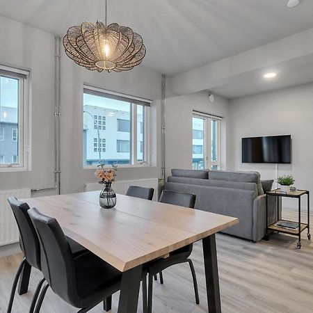 Sunny Central Apartment Reykjavík Esterno foto